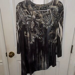 Chic Paisley Long Sleeve Top - Black and Gray